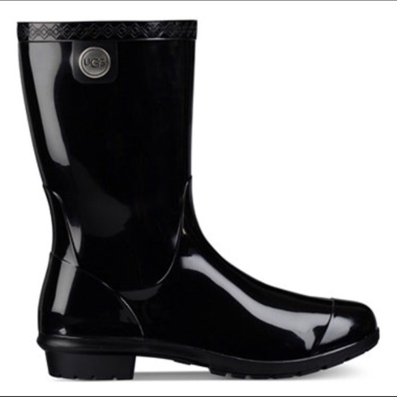 UGG Rainboots - Picture 2 of 3